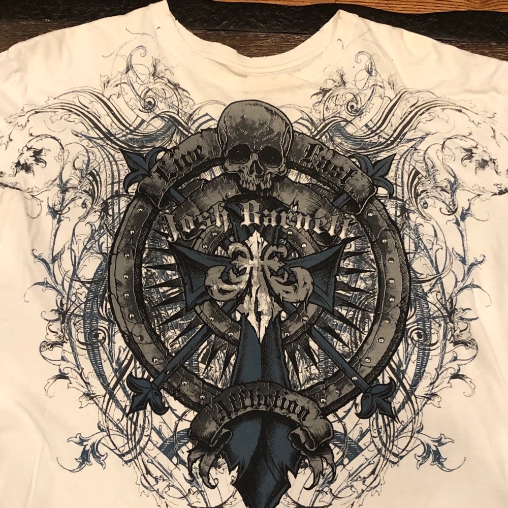 Sold* affliction shirt